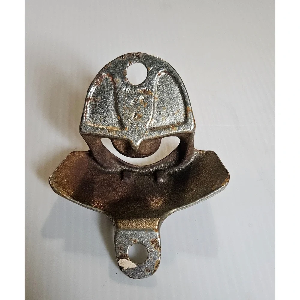 Vintage Coca-Cola Starr X Wall Mount Bottle Opener Brown Mfg Co Newport News VA‎